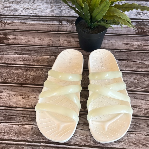 CROCS Women's Sandals in Cream and White Size women’s 7 - Picture 2 of 6